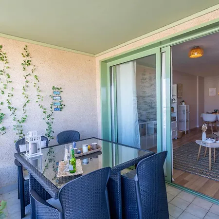 Sapore Di Mare Apartment *