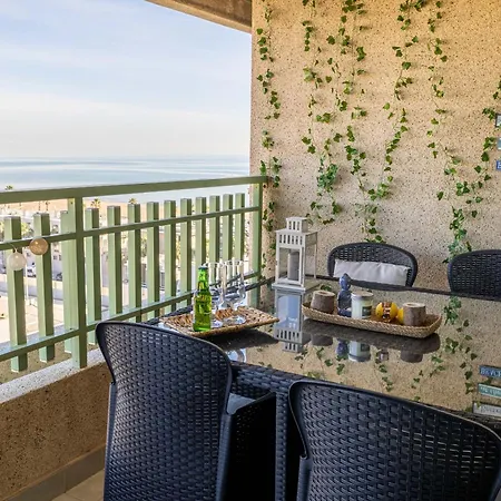 Sapore Di Mare Апартаменты Валенсия